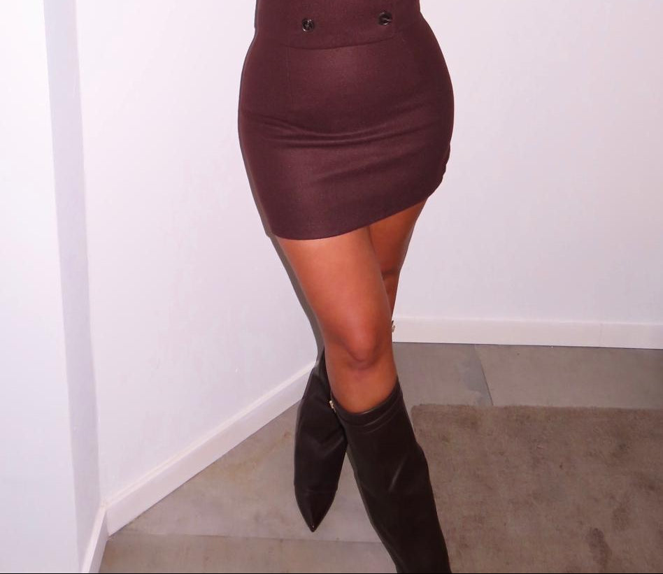 TAILORED JACKET & SKIRT SET