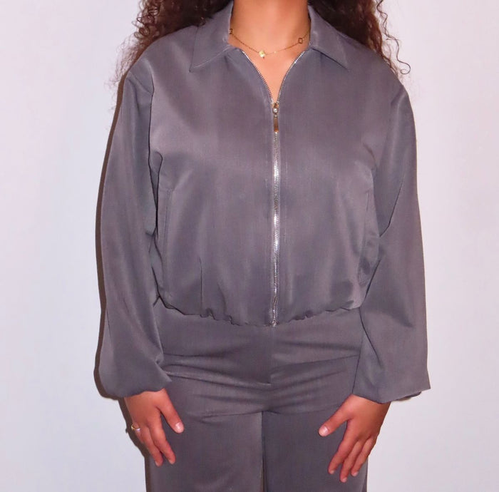 SLEEK ZIP-UP JACKET