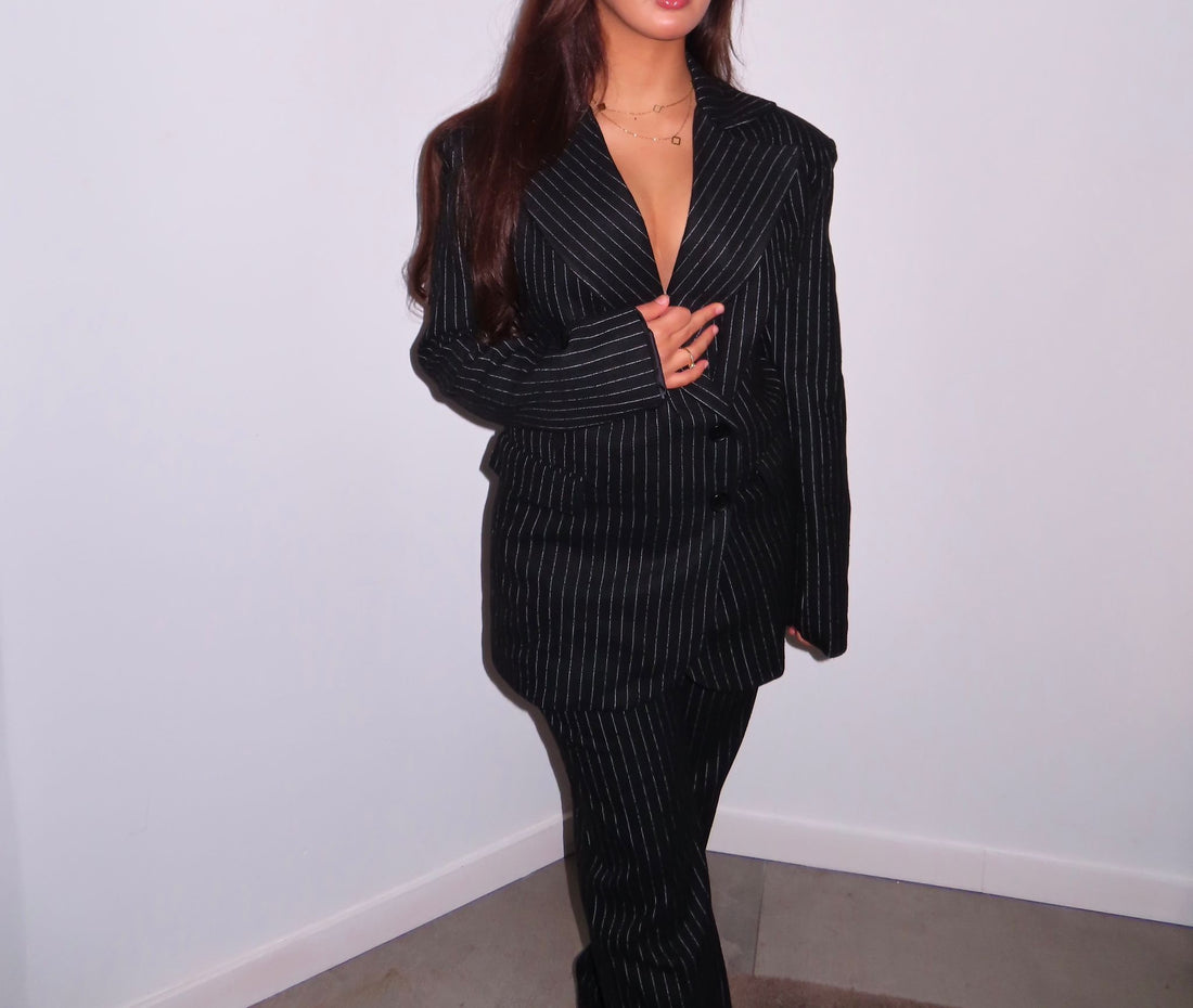 PINSTRIPE BLAZER